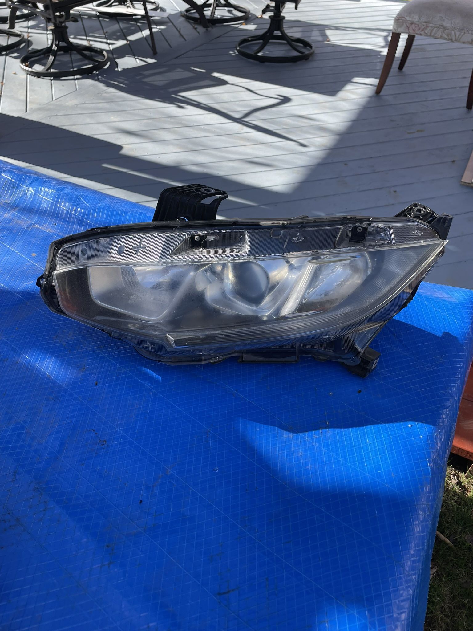 Left Headlight