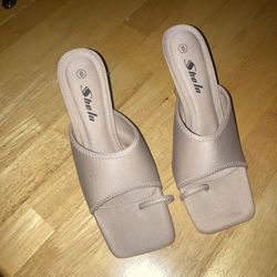 Women’s Heels Size 8