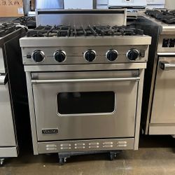 Viking 30”Wide Gas Range Stove In Stainless Steel 4Burners 