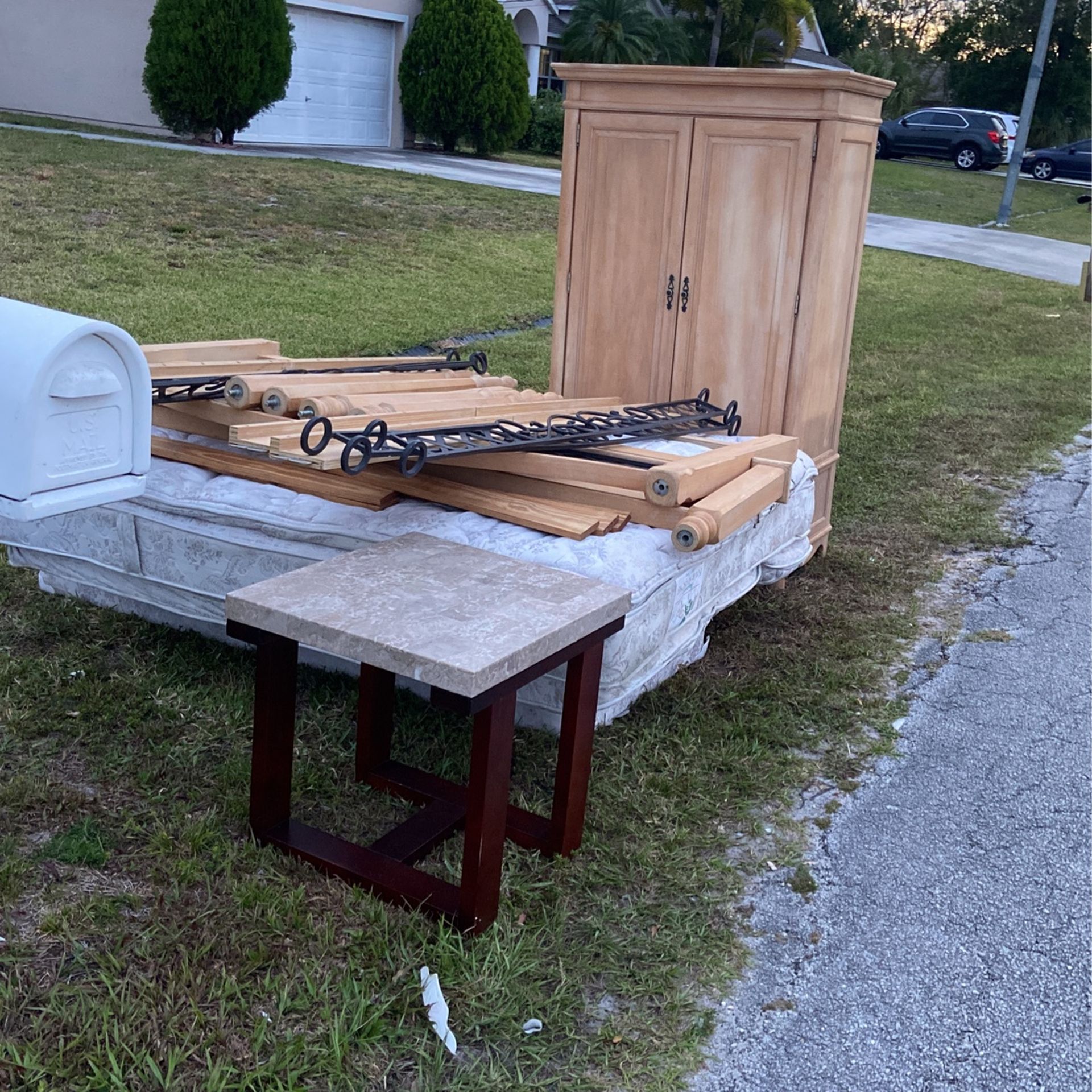 Free Furniture In Good Condition