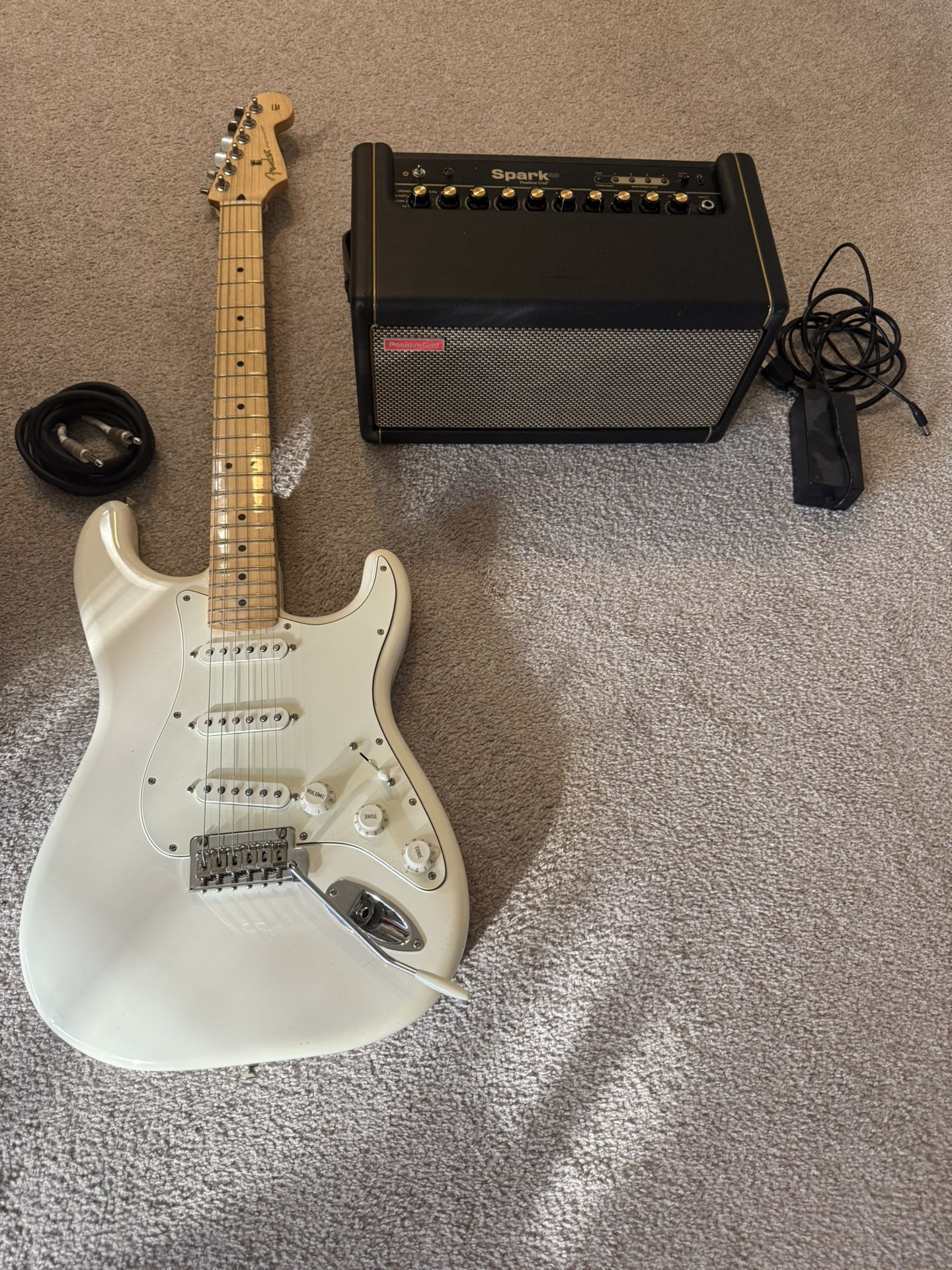 Fender Stratocaster (Classic Series) – Polar White – $900 (Bundle with Amp)