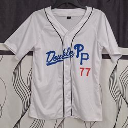 Peso Pluma Double PP Tour Merch Baseball Jersey
T-shirt V-Neck Short Sleeve Tee