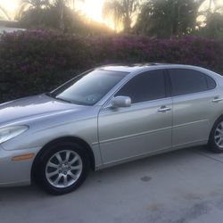 2002 Lexus ES 300 for parts or fixing