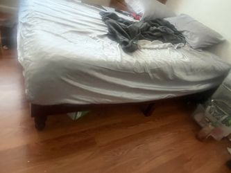 Bed and frame no headboard