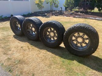 Rims for Chevy or Dodge