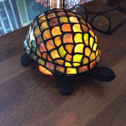 Mid century style desk lamp Stain glass turtle