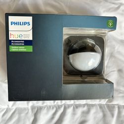 NIB Philips Hue outdoor motion sensor light