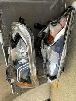 2019-2020 Nissan Altima Halogen Headlights LH & RH Pair Eagle Eyes New
