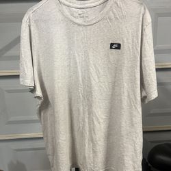 Men’s Nike Shirt Size XL 