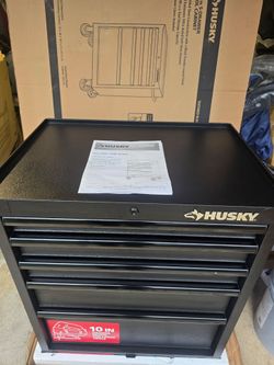 Box Husky new 27 in