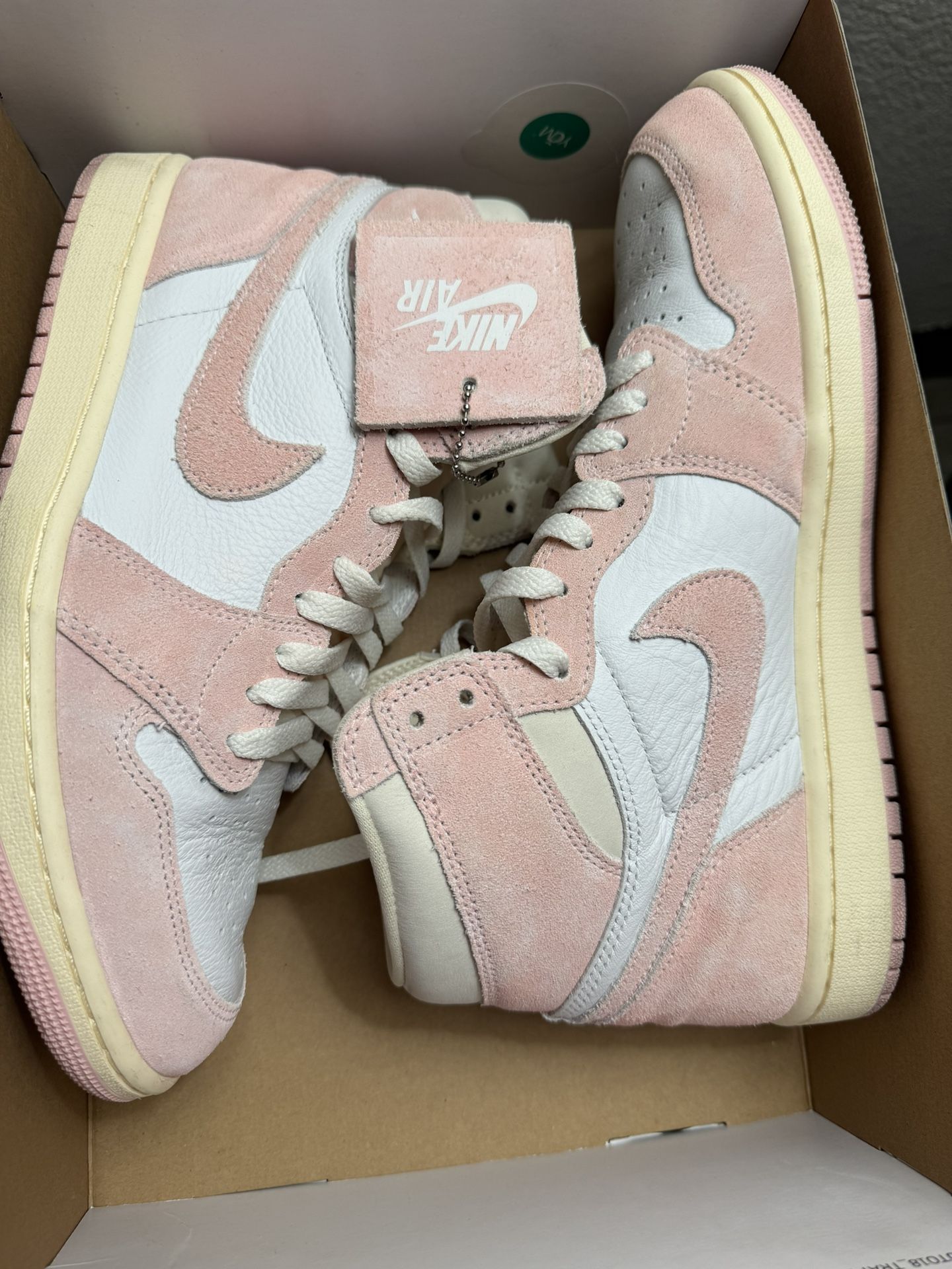 Jordan 1 Retro High OG Pink (Size-10)