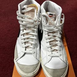 Nike Blazer Mid '77 Vintage Size 13 Used