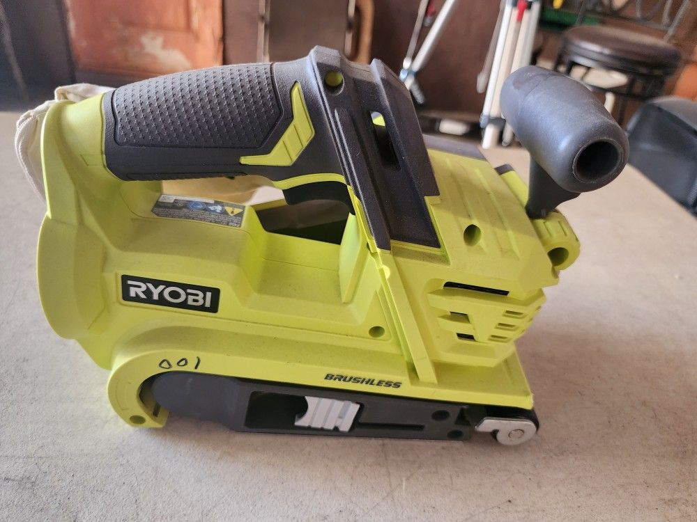 Cordless Sander 
