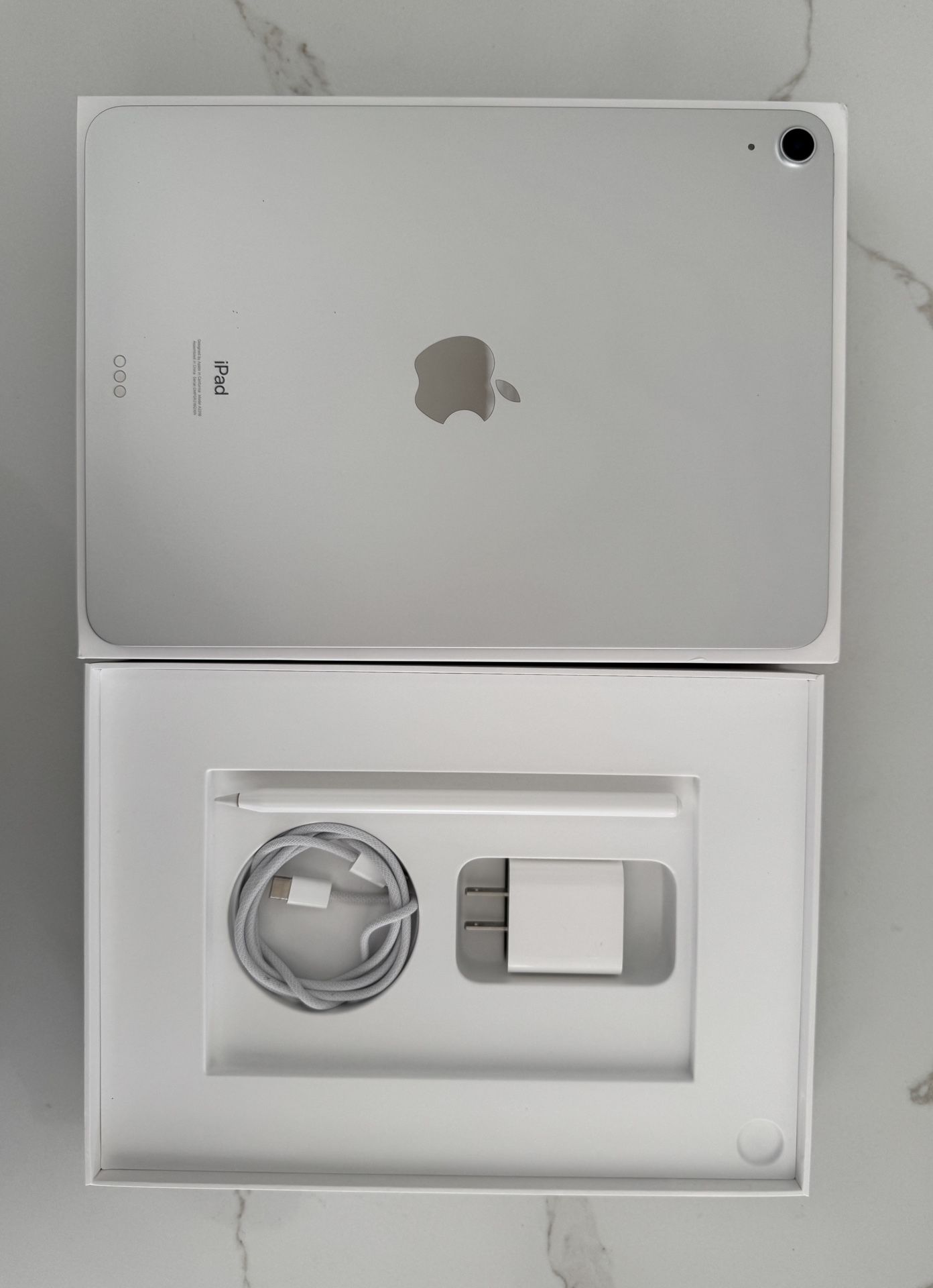 iPad Air 4th Gen 64GB Silver + Apple Pencil 2nd Gen + Fast Charger Cable & Cube