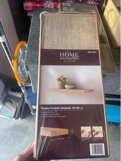 2 Floating Shelves. New
