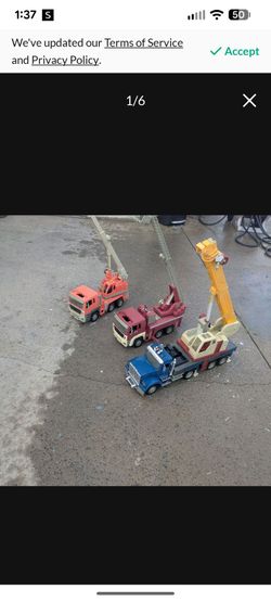 Toy truck