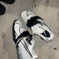 Take Everything For $300 All Size 10-11.5 