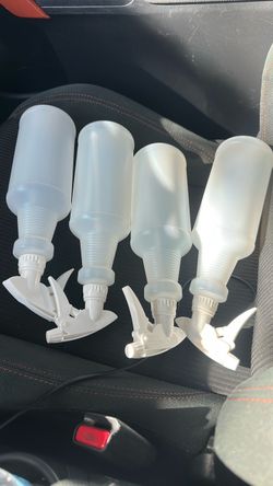 Clear Plastic Spray Bottles  4 for $5 only pick up