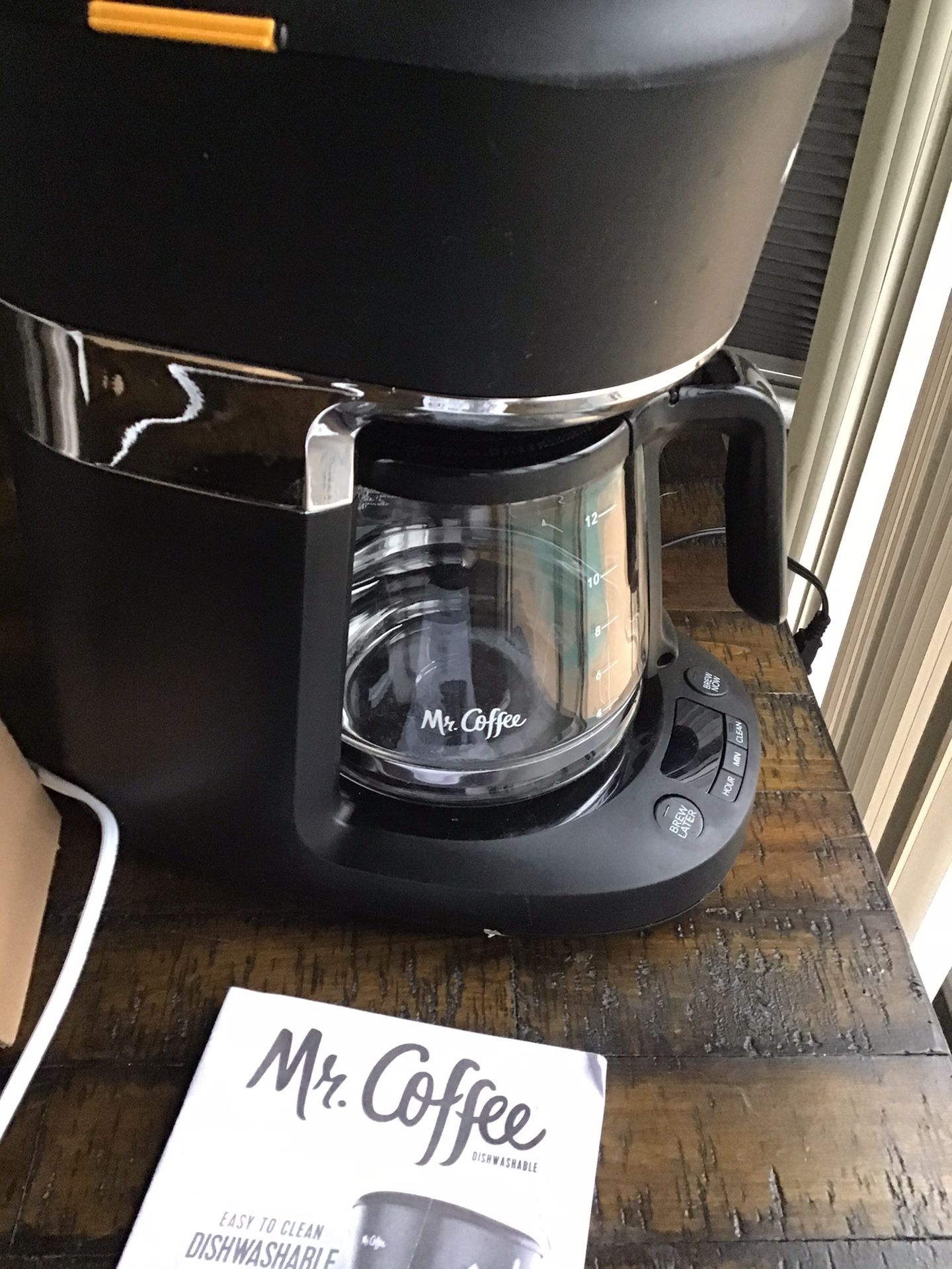 Mr coffee 12 cup coffee maker in excellent condition open box never used in original