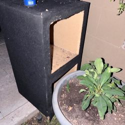 Dual 12” Kicker L7 Box 