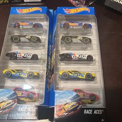2015 Hot Wheels HW Race Aces 5 Car Pack Set Mattel BRAND NEW