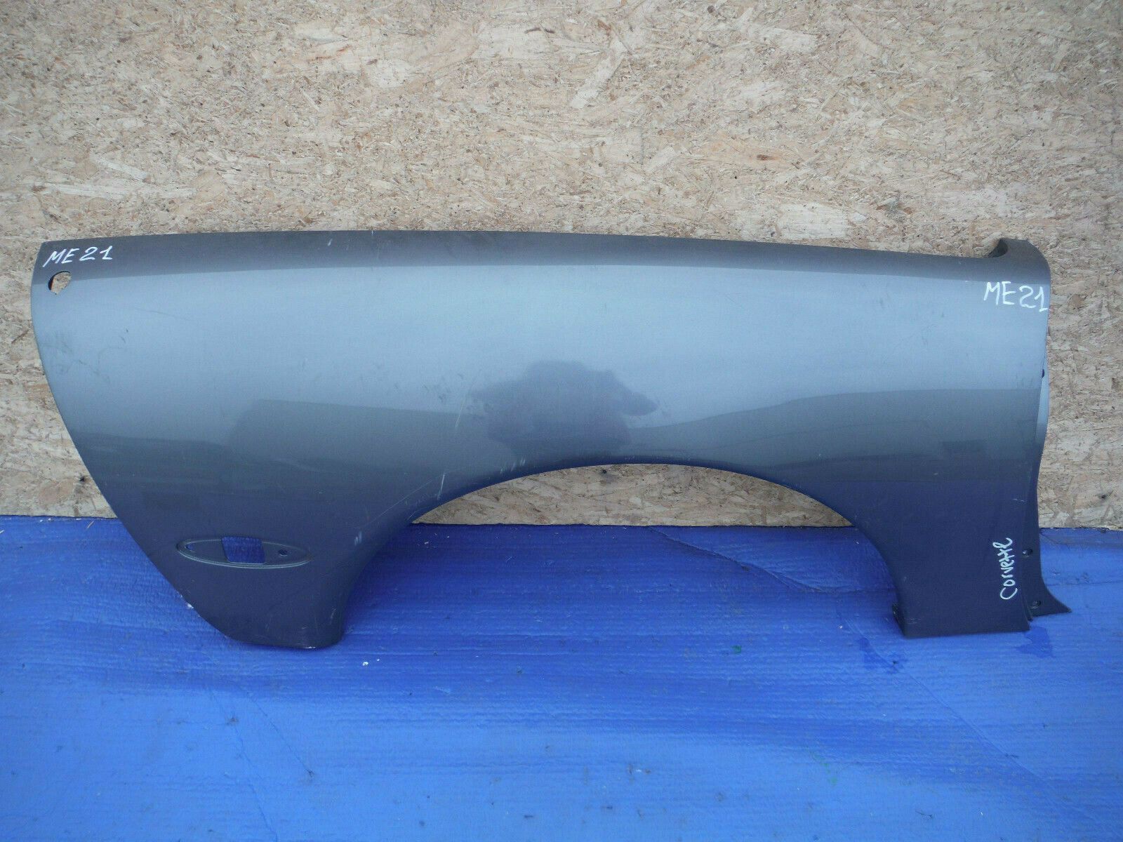98 99 00 01 02 03 04 1998 1999 2000 2001 2001 2003 2004 CHEVY CORVETTE C5 RIGHT PASSENGER REAR QUARTER PANEL OEM