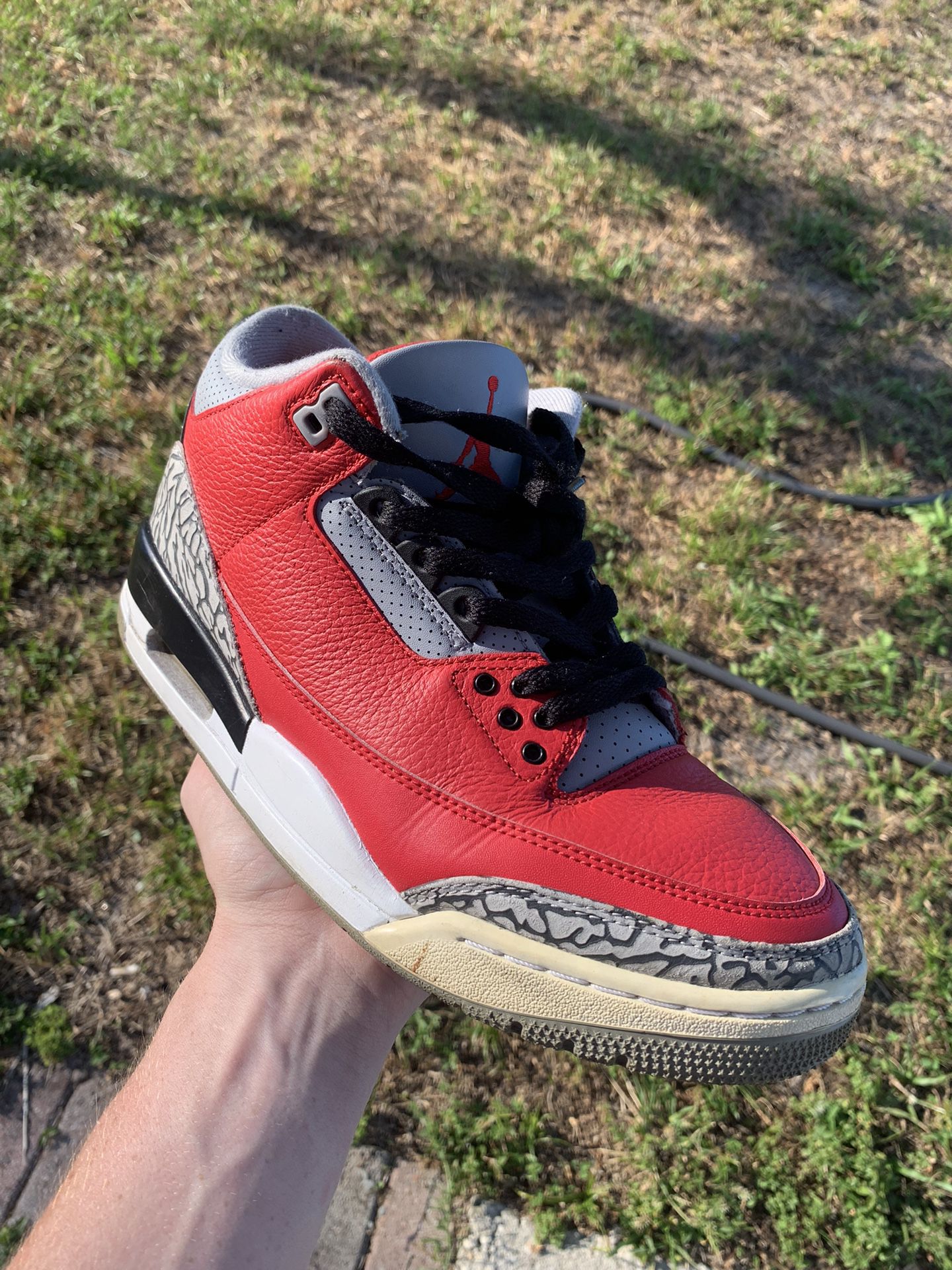 Jordan 3 Red Cement Sz 9