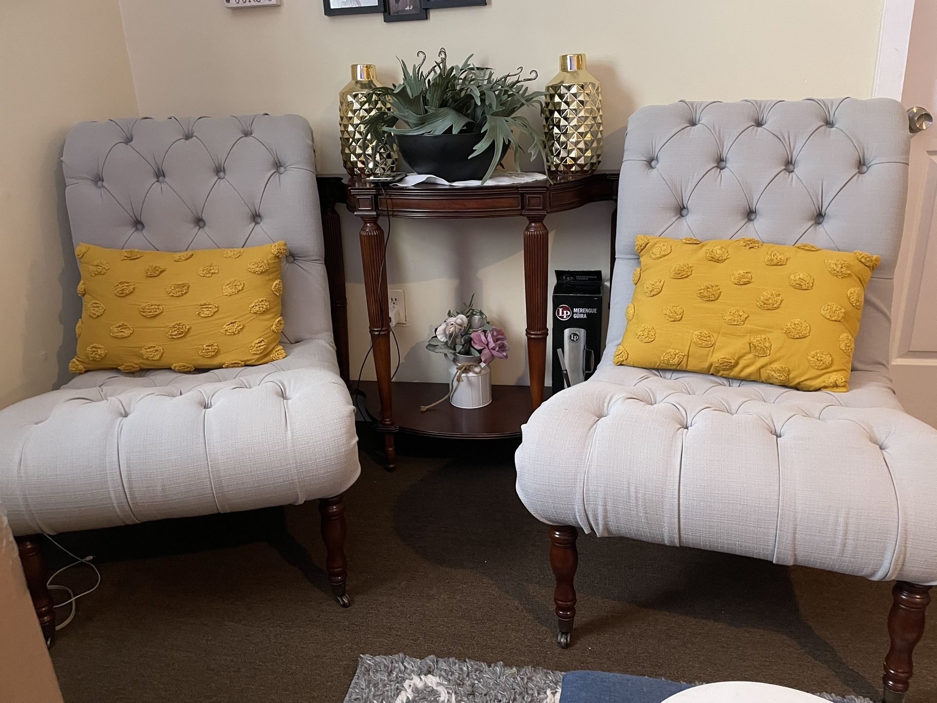 Elegant Chairs For Living Room