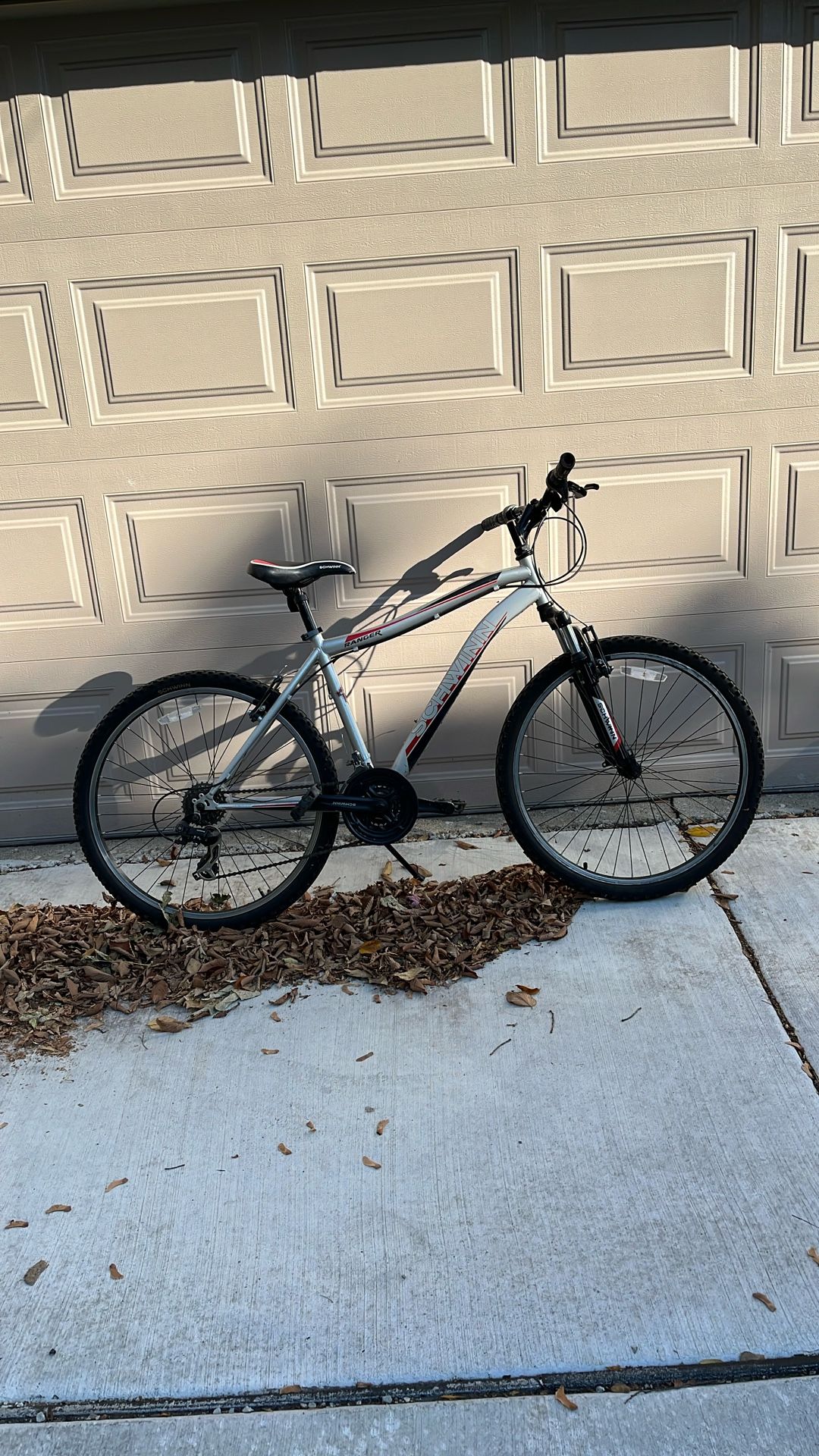 Mountain Bike, Schwinn Ranger (Adult)