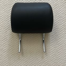 Headrest-Audi Allroad 2002 Backseat Gray Leather 