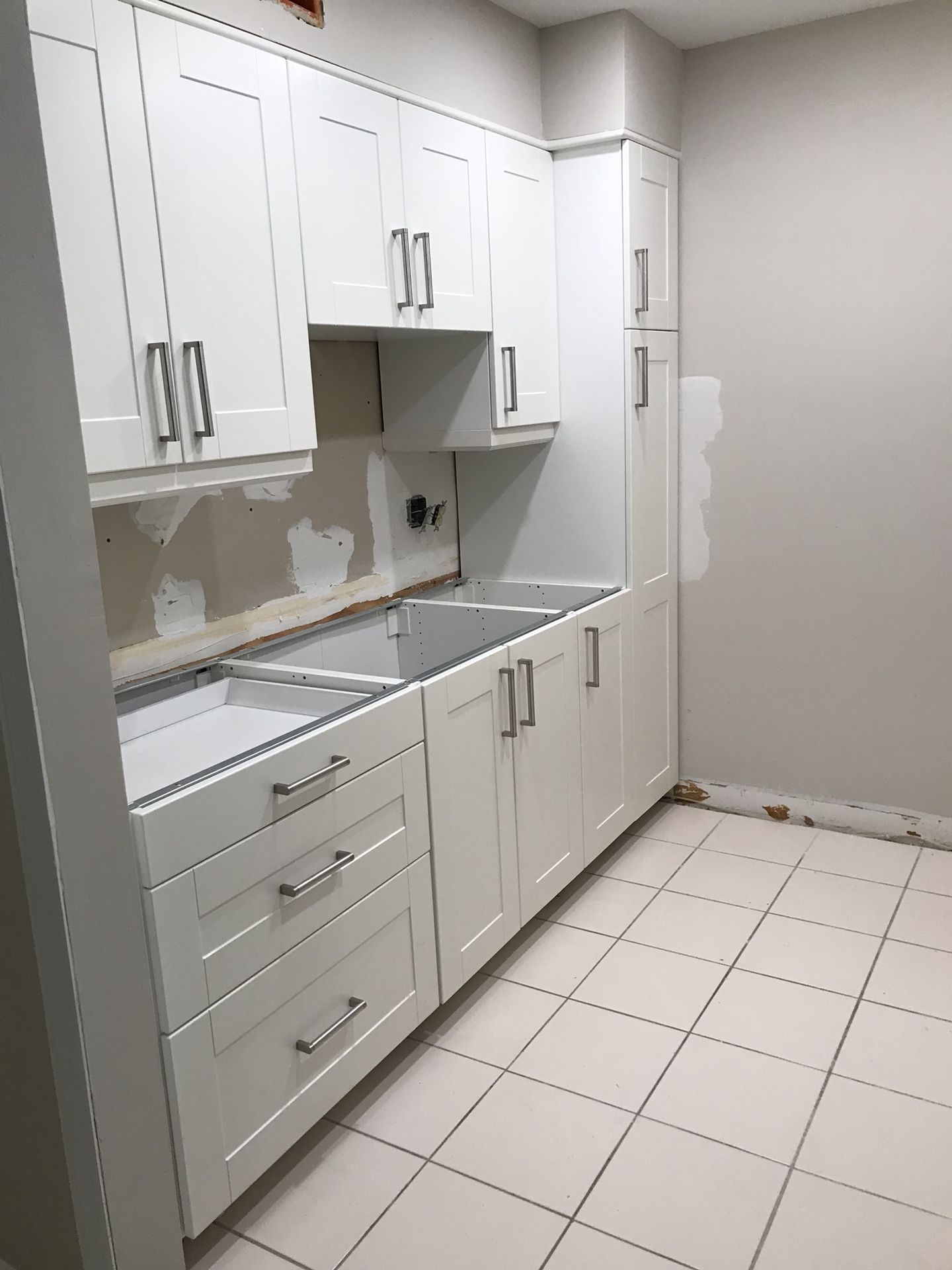 Kitchen cabinets for Sale in Miami, FL - OfferUp