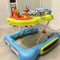 Delta Discover & Play Walker