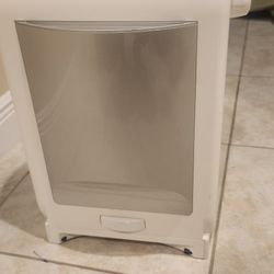 EyeVav Pro Touchless Vacuum