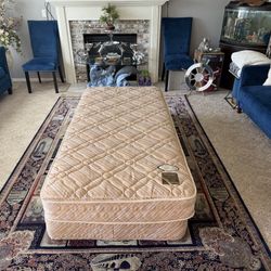 Twin Mattress/box Spring 