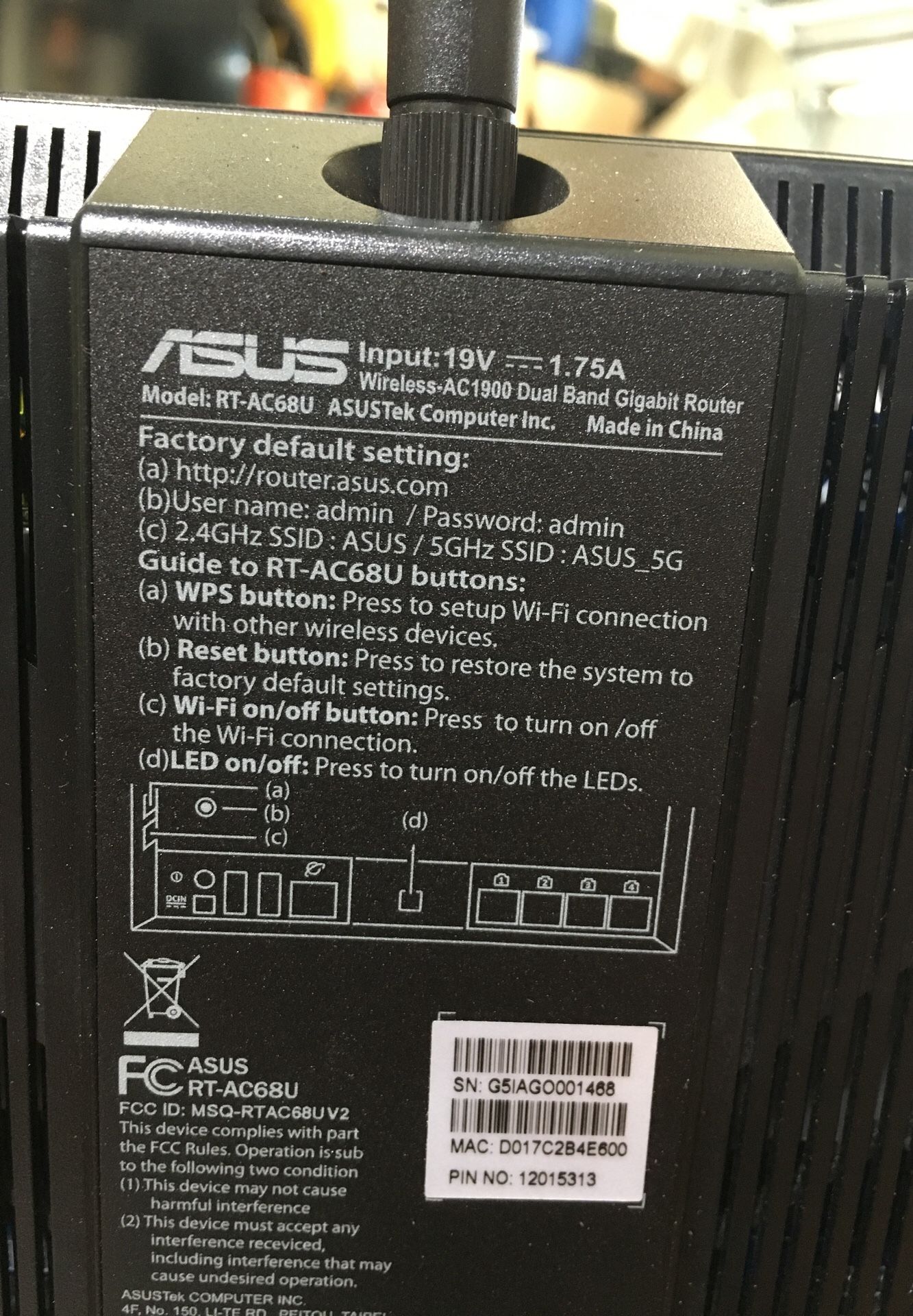 Asus /Ac 1900 Dual Band wi-Fi router/wilmington