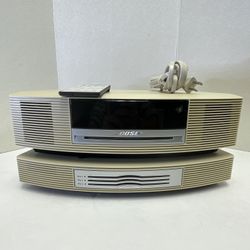 Bose Wave Music System AWRCC2 W/ 3-Disc Multi-CD Changer Accessory Remote Tested