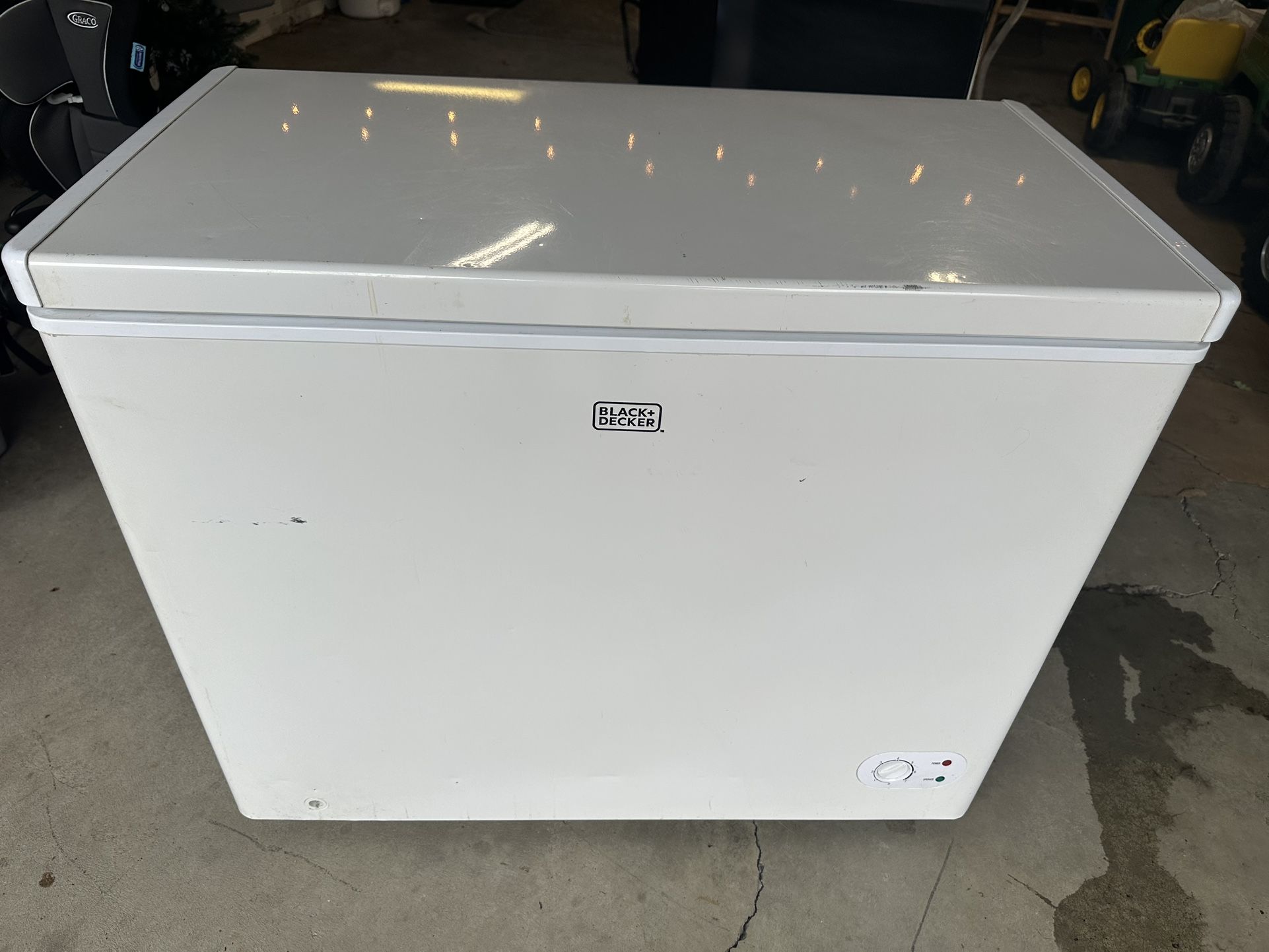 Black & Decker chest Freezer