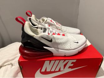 Air Max 270 size 6Y women’s size 8