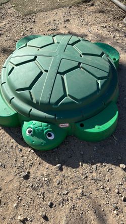 Little Tikes Turtle sandbox for toddlers 42 inches across 10 inches high
