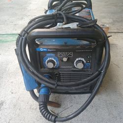 MILLER 211 WELDER (907614)