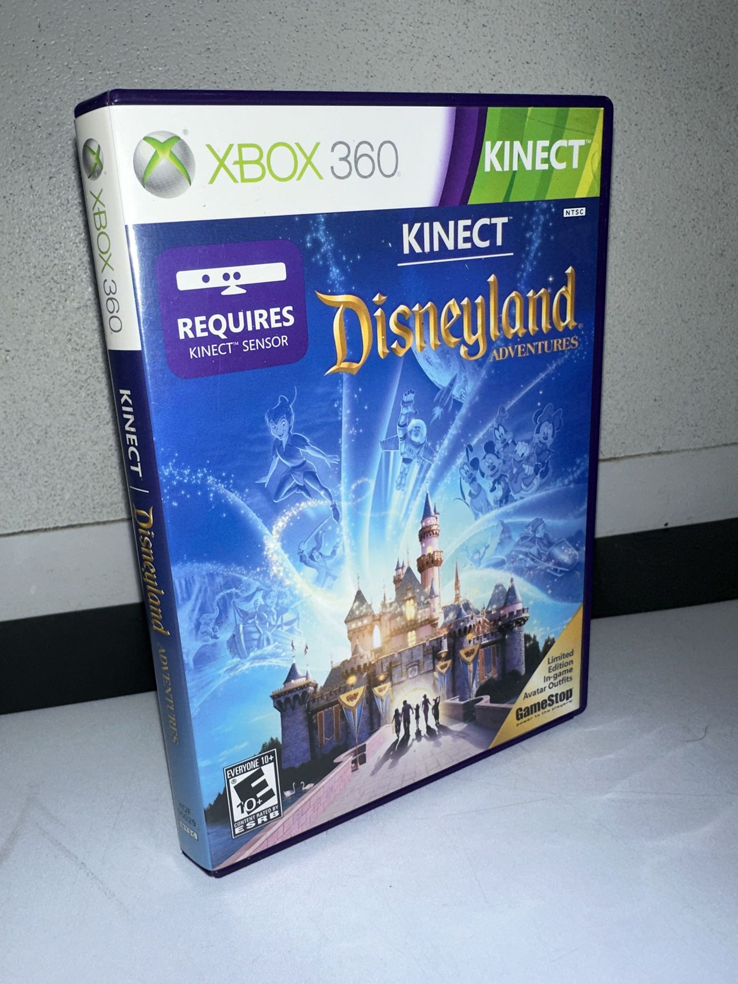 Kinect Disneyland Adventures (Microsoft Xbox 360) Complete With Manual 