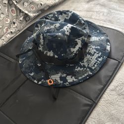 Bucket Hat 