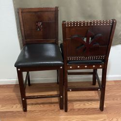 2 Bar Stools 