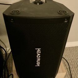 HEADRUSH FRFR 108 POWERED SPEAKER 2000 watts and dual input for guitar, keyboard, serums and multi effects,
