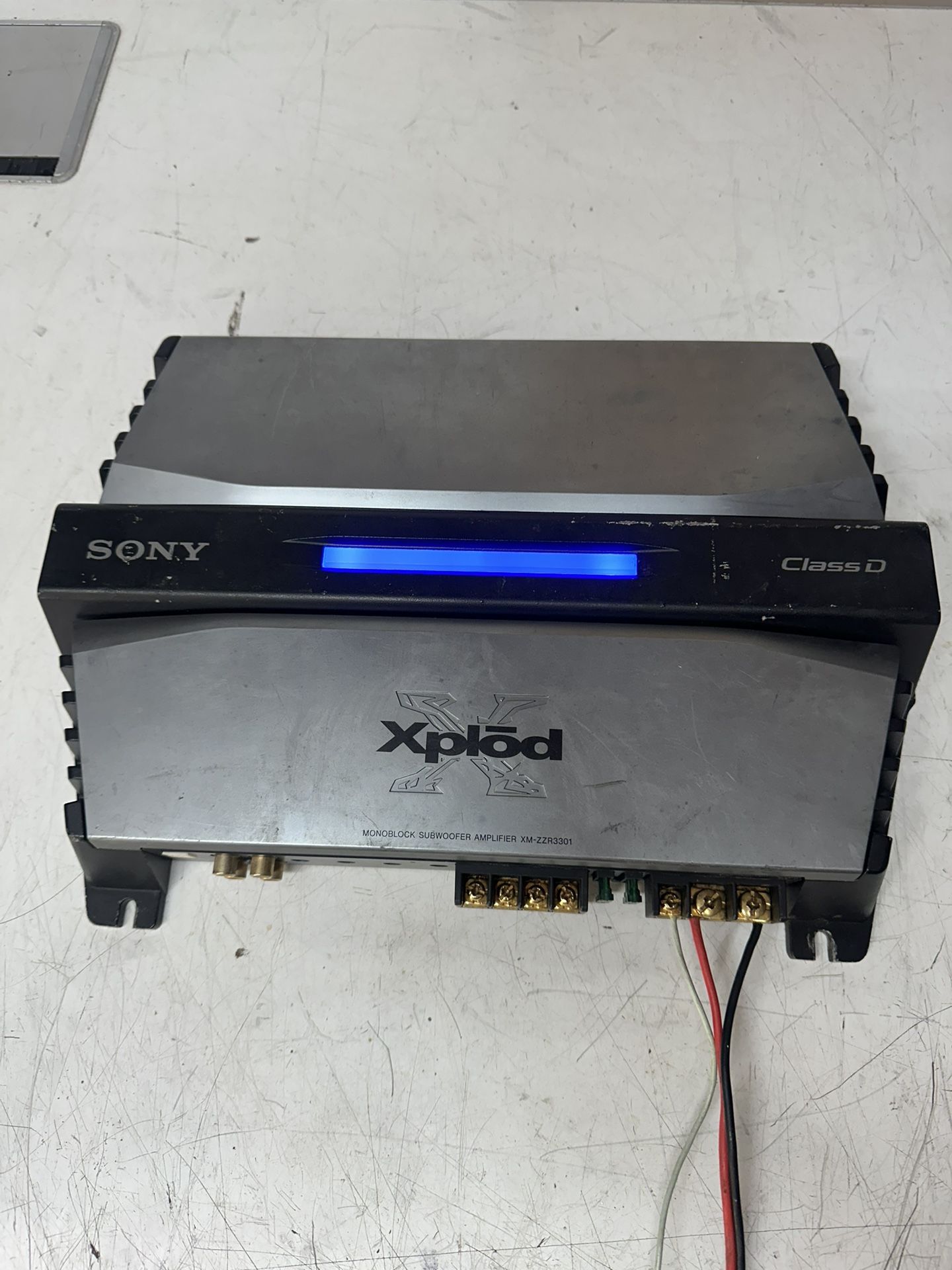 Sony Monoblock Subwoofer Amplifier 1100 max Power 600RMS