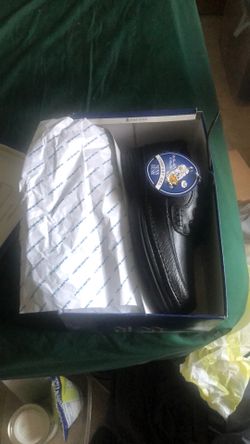 Men’s shoes size 11