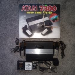 Atari 7800 Console in Original Matching Box Tested and Working See Pics 