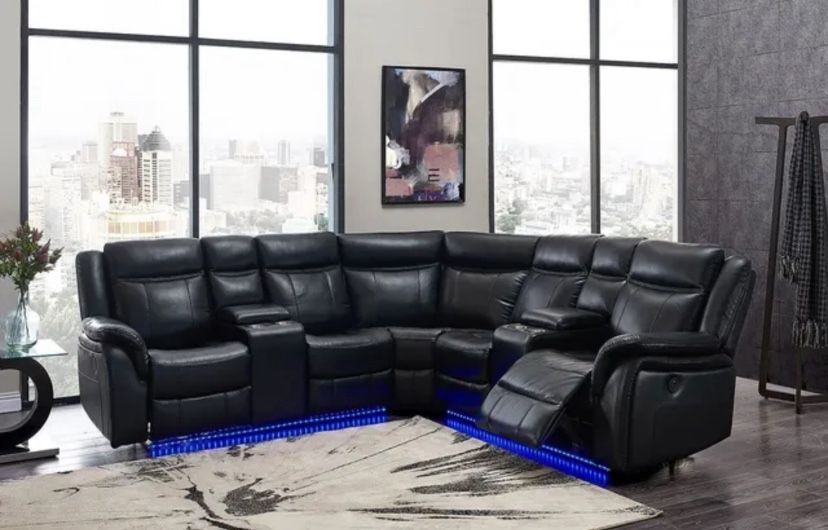 Power Reclining Sectional