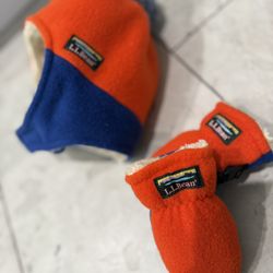 Brand new L.L.Bean Infant Toddler Mountain Classic Fleece Hat and Mitten Set