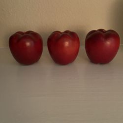 Vintage Wood Apples